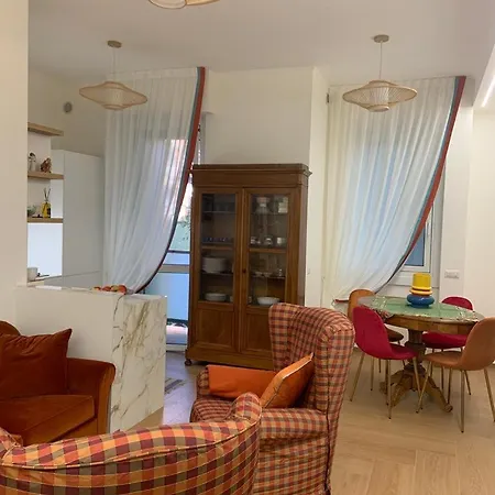 Maison Claire * Milan